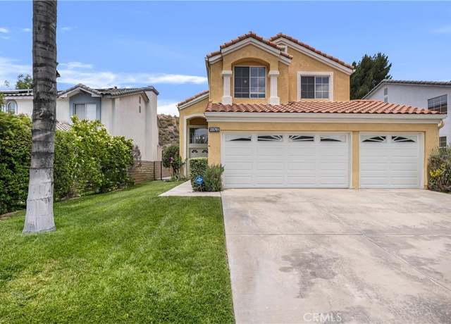 Property at 28761 Woodside Dr, Saugus, CA 91390, 5 beds, 3 baths