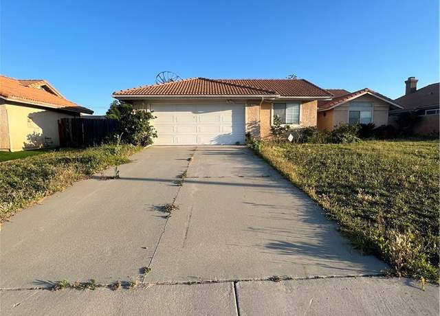 Property at 1437 W Banyon St, Rialto, CA 92377, 4 beds, 2 baths