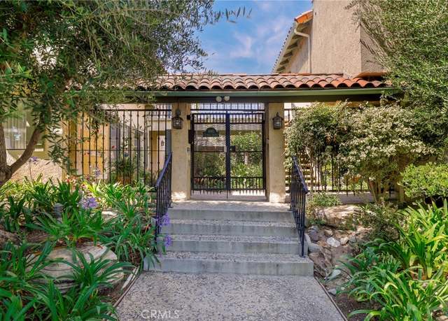 Property at 800 Termino Ave #10, Long Beach, CA 90804, 2 beds, 2 baths