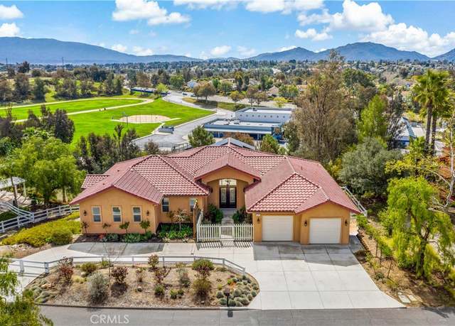 Property at 30585 San Pasqual Rd, Temecula, CA 92591, 4 beds, 4.5 baths