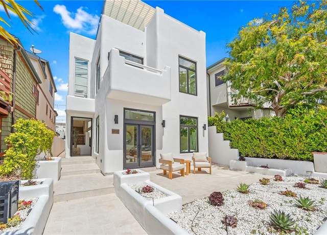 Property at 541 4th St, Manhattan Beach, CA 90266, 4 beds, 4 baths