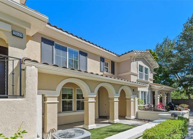 Property at 28695 Bar Harbor Ln, Temecula, CA 92591, 3 beds, 2.5 baths