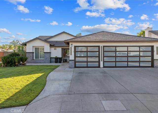Property at 8598 N Recreation Ave, Fresno, CA 93720, 3 beds, 2 baths