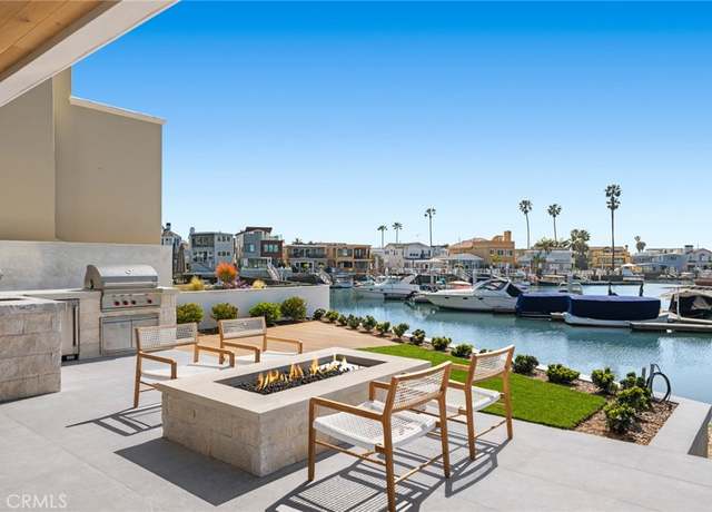 Property at 20 Balboa Cvs, Newport Beach, CA 92663, 4 beds, 4.5 baths