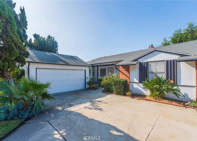 Property at 9507 S 10th Ave, Inglewood, CA 90305, 3 beds, 2 baths