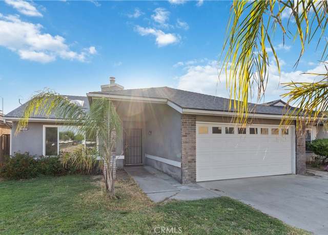 Property at 2433 N Knoll Ave, Fresno, CA 93722, 2 beds, 1 bath