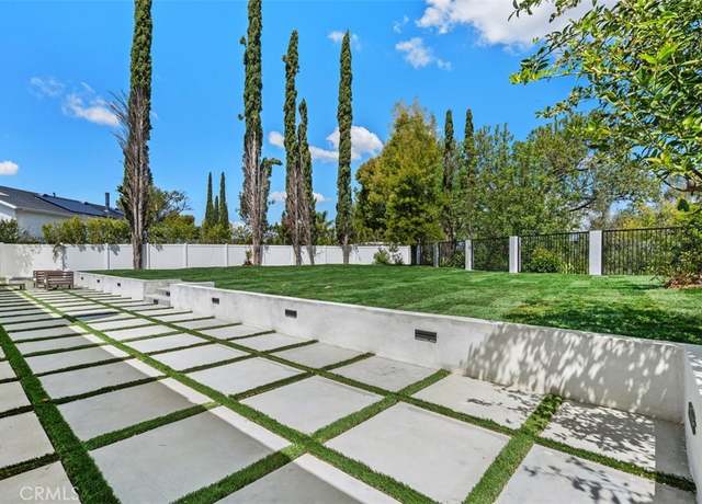 Property at 2037 Rayshire St, Thousand Oaks, CA 91362, 4 beds, 2.5 baths