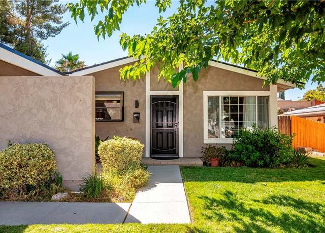 Property at 29639 Delphinium Ave, Canyon Country, CA 91387, 3 beds, 2 baths