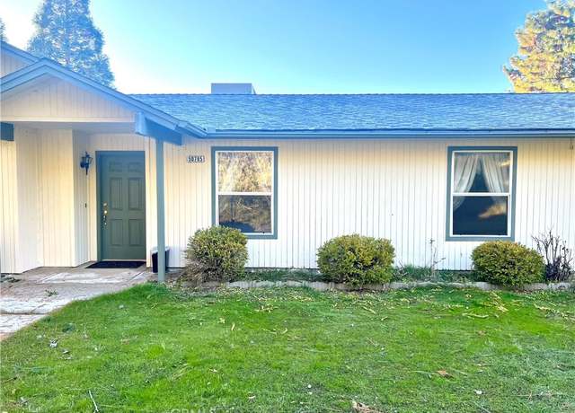 Property at 50785 Daffodil Ln, Squaw Valley, CA 93675, 3 beds, 2 baths