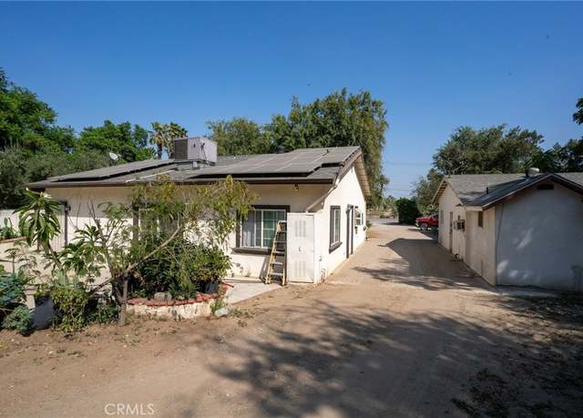 Property at 11164 Locust Ave, Bloomington, CA 92316, 3 beds, 1 bath