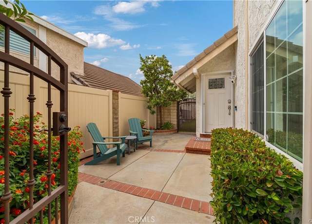 Property at 27065 Rio Prado Dr, Valencia, CA 91354, 4 beds, 3 baths