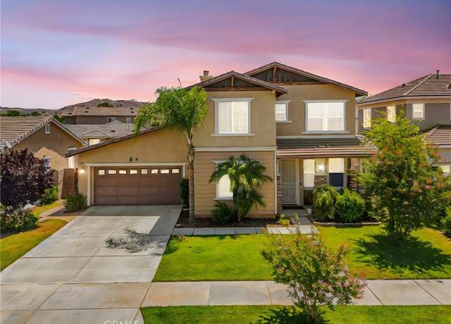 Property at 3150 Bellwood St, Hemet, CA 92543, 5 beds, 3 baths