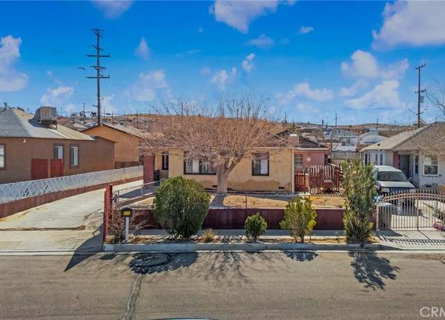 Property at 910 Nancy St, Barstow, CA 92311, 2 beds, 1 bath