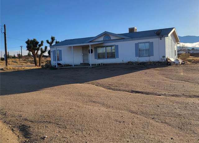 Property at 9572 Smith Rd, Phelan, CA 92371, 3 beds, 2 baths