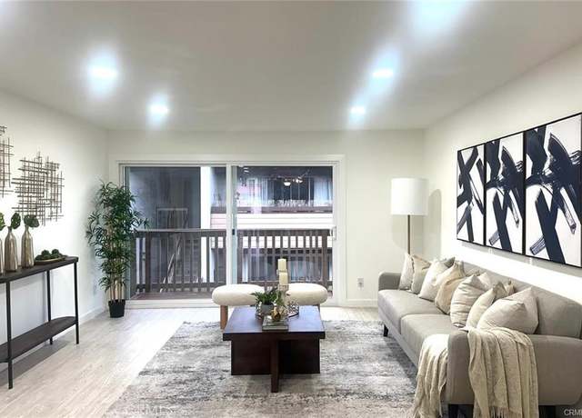 Property at 2521 W Sunflower Ave Unit D4, Santa Ana, CA 92704, 1 bed, 1 bath