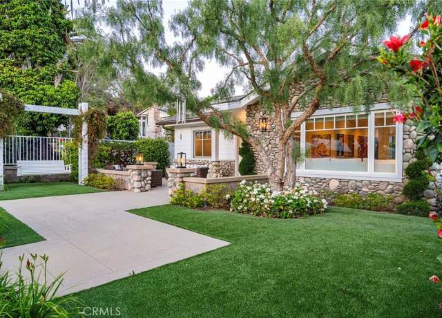 Property at 461 Poplar St, Laguna Beach, CA 92651, 4 beds, 4 baths
