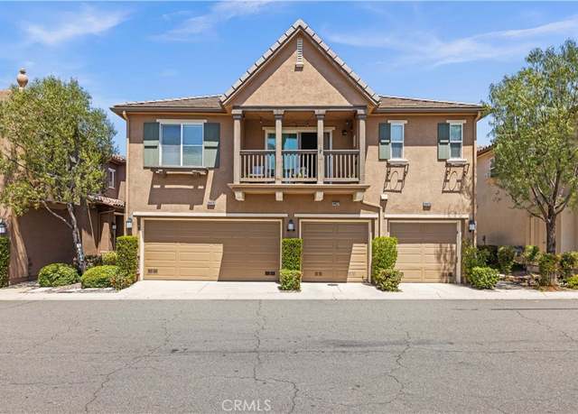 Property at 19429 Opal Ln, Saugus, CA 91350, 3 beds, 2.5 baths