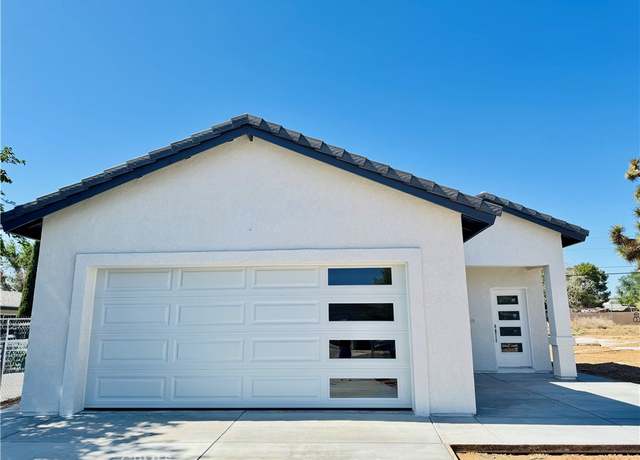 Property at 16063 Spruce St, Hesperia, CA 92345, 3 beds, 2 baths