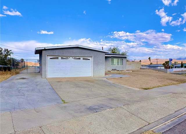 Property at 751 Yucca Ave, Barstow, CA 92311, 3 beds, 1.5 baths