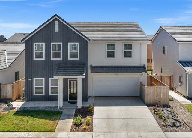 Property at 960 Everglade Dr, Clovis, CA 93619, 5 beds, 3 baths