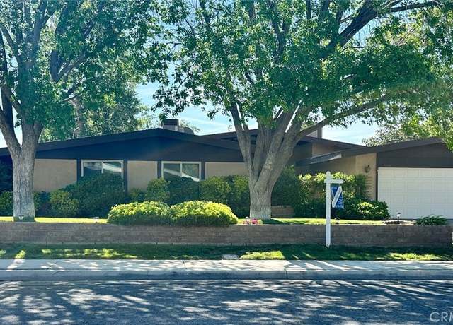 Property at 44133 28th St W, Lancaster, CA 93536, 3 beds, 2 baths