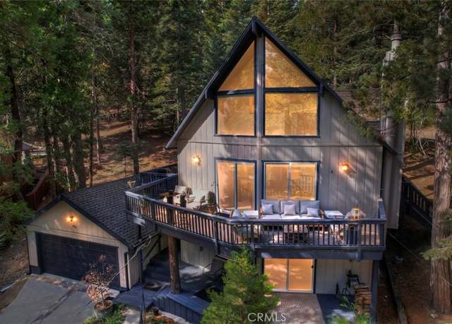 Property at 446 Bel Air Dr, Lake Arrowhead, CA 92352, 3 beds, 2.5 baths
