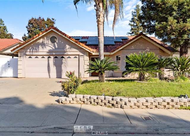 Property at 2505 Stuart Ave, Clovis, CA 93611, 4 beds, 2 baths