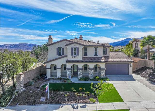Property at 8365 Sanctuary Dr, Corona, CA 92883, 4 beds, 4.5 baths