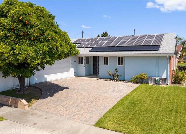 Property at 15951 Royal Pl, Westminster, CA 92683, 3 beds, 2 baths