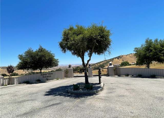 Property at 9999 Bluegill Dr, Paso Robles, CA 93446