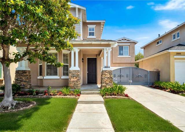 Property at 16832 Roosevelt Ln, Huntington Beach, CA 92649, 3 beds, 2.5 baths