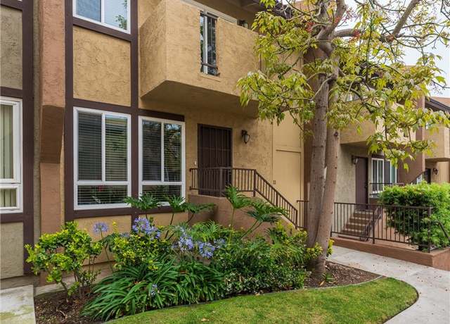 Property at 2254 Gaviota Ave #11, Signal Hill, CA 90755, 2 beds, 3 baths