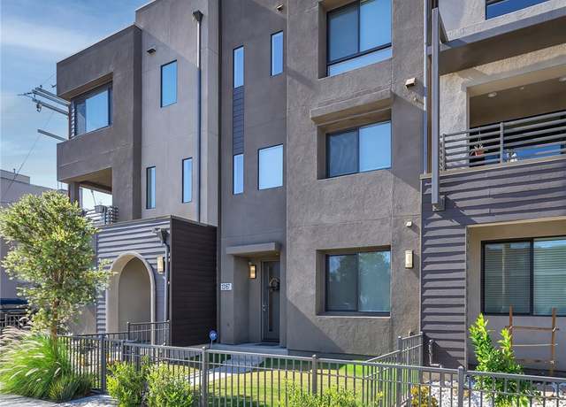 Property at 13167 Victory Blvd, Valley Glen, CA 91401, 3 beds, 3.5 baths