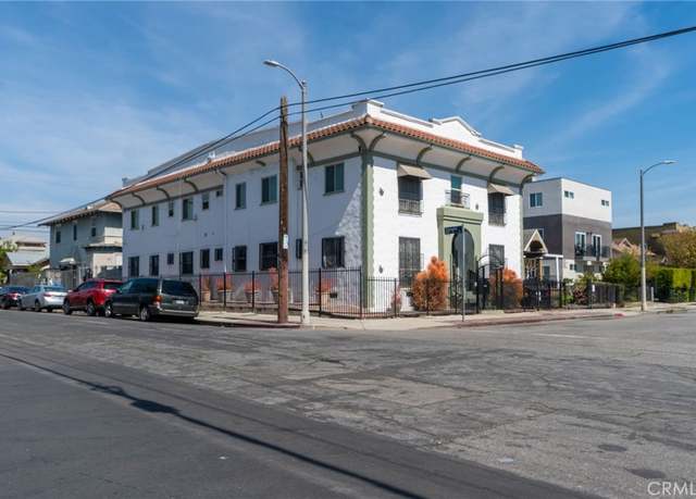 Property at 4567 Pickford St, Los Angeles, CA 90019, 16 beds, 11 baths