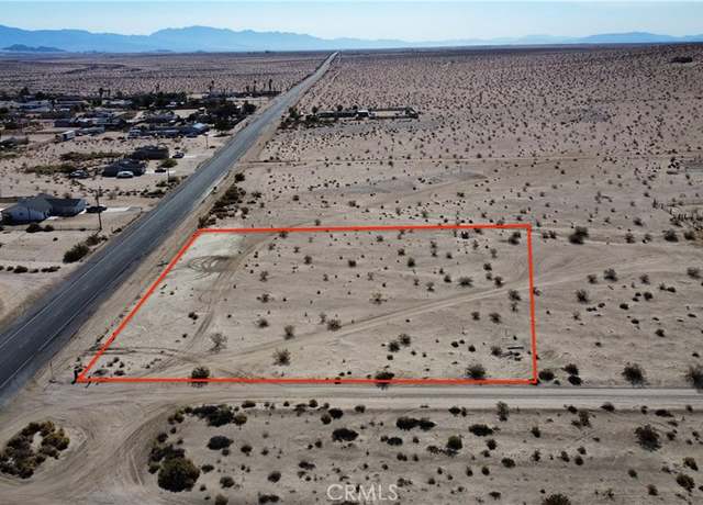 Property at 700 Amboy Rd, 29 Palms, CA 92277