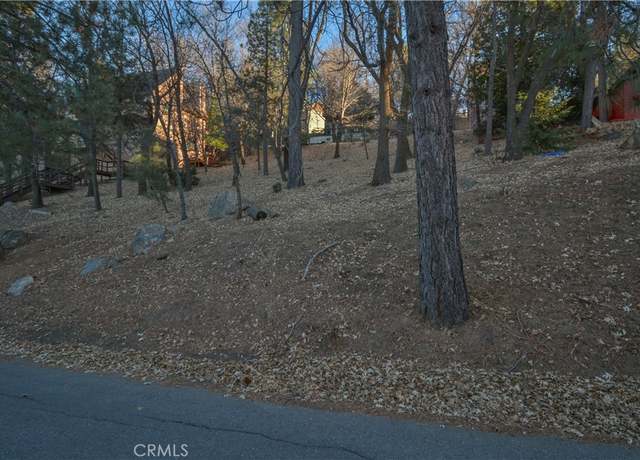 Property at 1411 Yosemite Dr, Lake Arrowhead, CA 92352