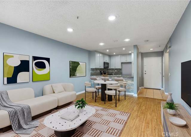 Property at 450 E 4th St #127, Santa Ana, CA 92701, 1 bed, 1 bath
