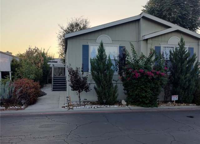 Property at 26245 Baseline St #28, Highland, CA 92346, 3 beds, 2 baths
