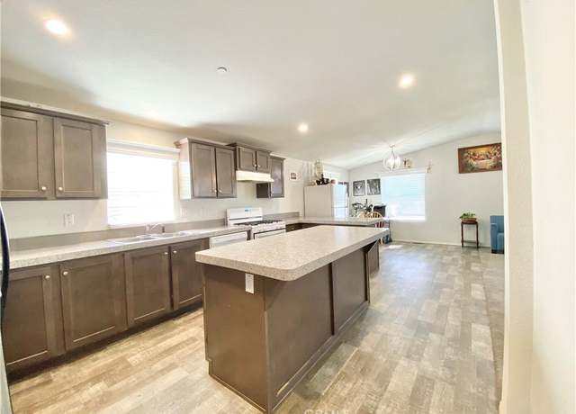 Property at 17035 Hidalgo Dr, Perris, CA 92570, 3 beds, 2 baths