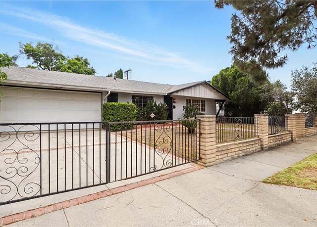 Property at 10009 Keokuk Ave, Chatsworth, CA 91311, 4 beds, 2 baths