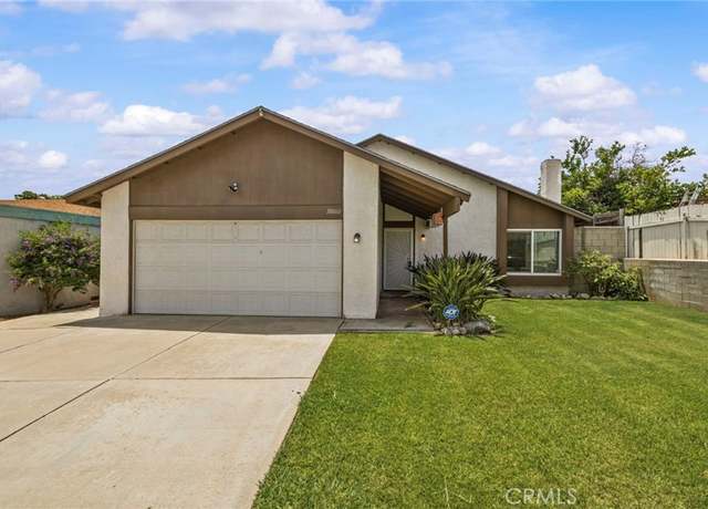 Property at 10060 Hillsborough Ln, Riverside, CA 92503, 3 beds, 1 bath