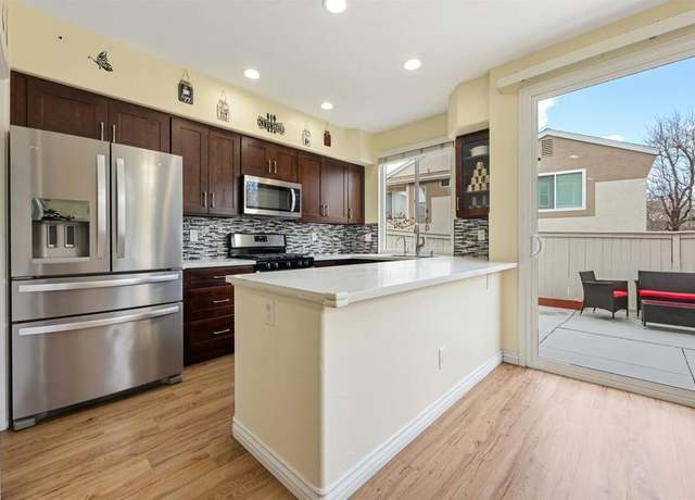 Property at 11869 Spruce Run Dr Unit B, San Diego, CA 92131, 2 beds, 2.5 baths