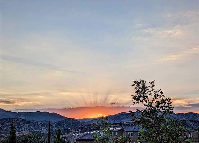 Property at 20724 W Beech Cir, Porter Ranch, CA 91326, 4 beds, 3 baths