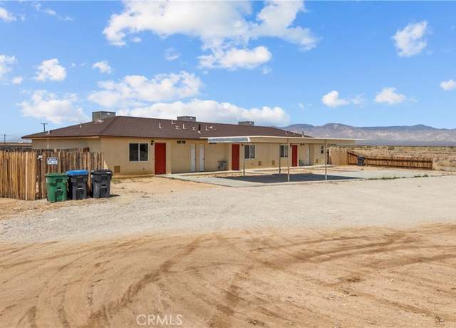 Property at 21041 Vivian Ct, California City, CA 93505, 3 beds, 3 baths