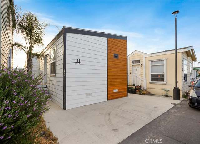 Property at 8250 Lankershim Blvd #126, North Hollywood, CA 91605, 1 bed, 1 bath