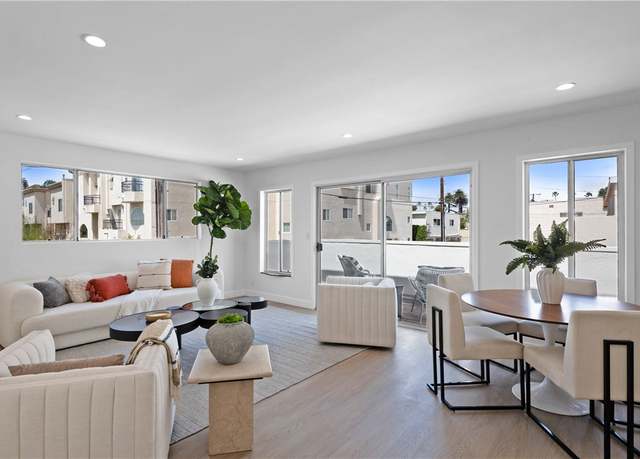 Property at 1524 Franklin St Unit C, Santa Monica, CA 90404, 2 beds, 2 baths