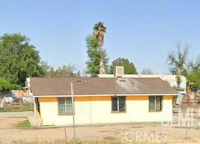 Property at 1026 E Casa Loma Dr, Bakersfield, CA 93307, 3 beds, 1 bath