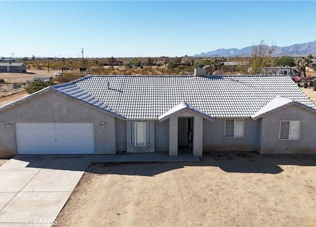 Property at 7415 La Mesa Rd, Phelan, CA 92371, 3 beds, 2 baths
