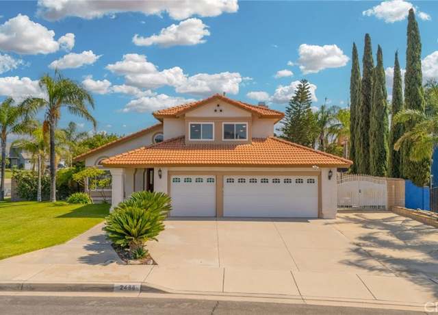 Property at 2488 W Summerset Dr, Rialto, CA 92377, 4 beds, 3 baths