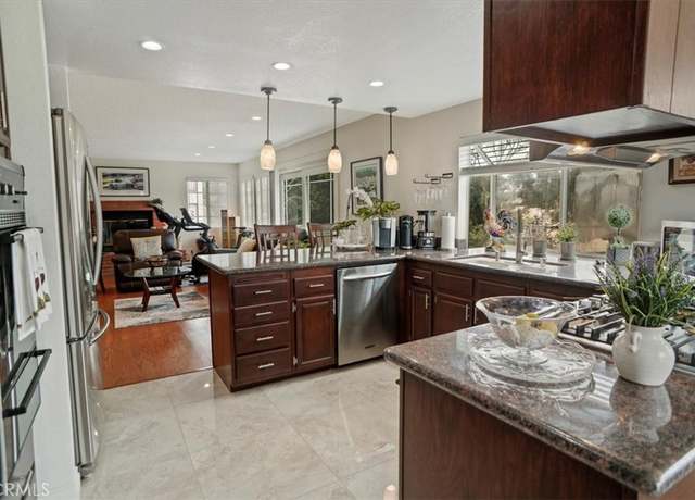 Property at 9730 Mustang Way, Shadow Hills, CA 91040, 3 beds, 2.5 baths
